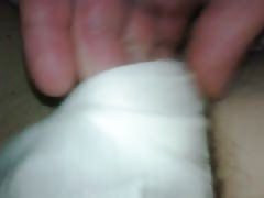 긴 머리 놀 그녀의 속옷입니다.