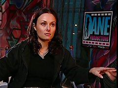 Hot chick 이 들렸답 장교 때 체포