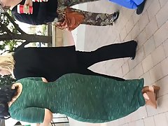 거 대 한 라티나 buttcheeks 거 대 한 라티나 buttcheeks