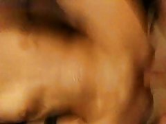 Petite 라시아 소녀 orgasms 정말 빠른에는 dick