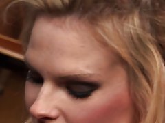 섹스는 workfloor에.