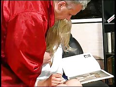 섹시 한 학생 망 했 어