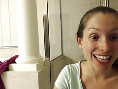 lelu 사랑-웹캠: 비누 샤워 후 오일 바르고