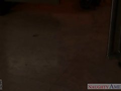 busty 갈색 머리 gf 머라이어 밀라노 침 되 면