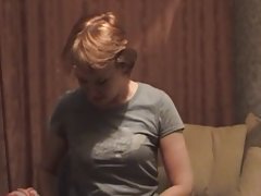엄마가 보이는 그녀의 음부의 또 다른 시간