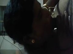 인도 세상은 달라진 것 없이 여전히 돌아 1336