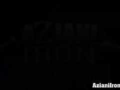 피트 니스 milf 거 즈 지방 dildo와 그녀의 젖은 보지와